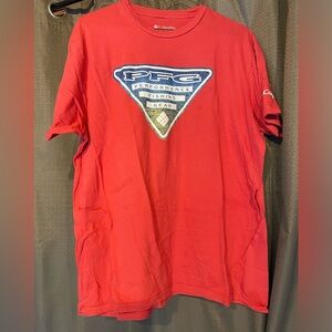 Columbia Performance Fishing Gear size L red unisex T-shirt 100% cotton